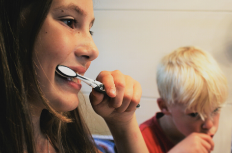 healthy teeth dental kids brushing teeth